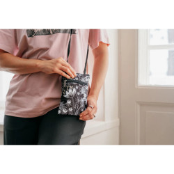 Moomin Tuhto Pouch Azalea Black